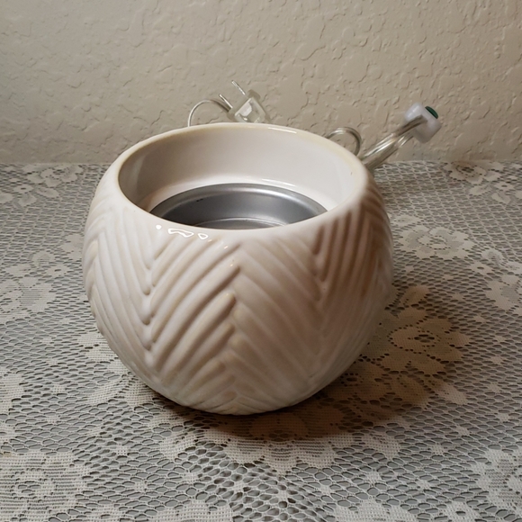 Yankee Candle Other - Yankee Candle wax warmer